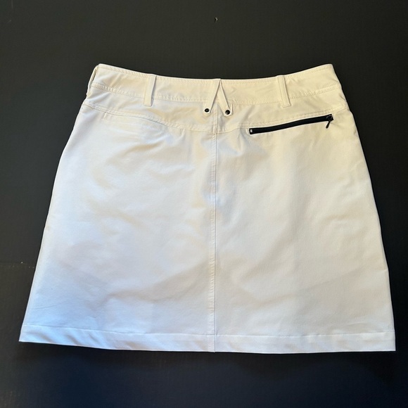 GG Blue white skirt skort w/zip pockets, 2 pleats & back split UPF30 + Sz-8. N18 - Picture 4 of 11